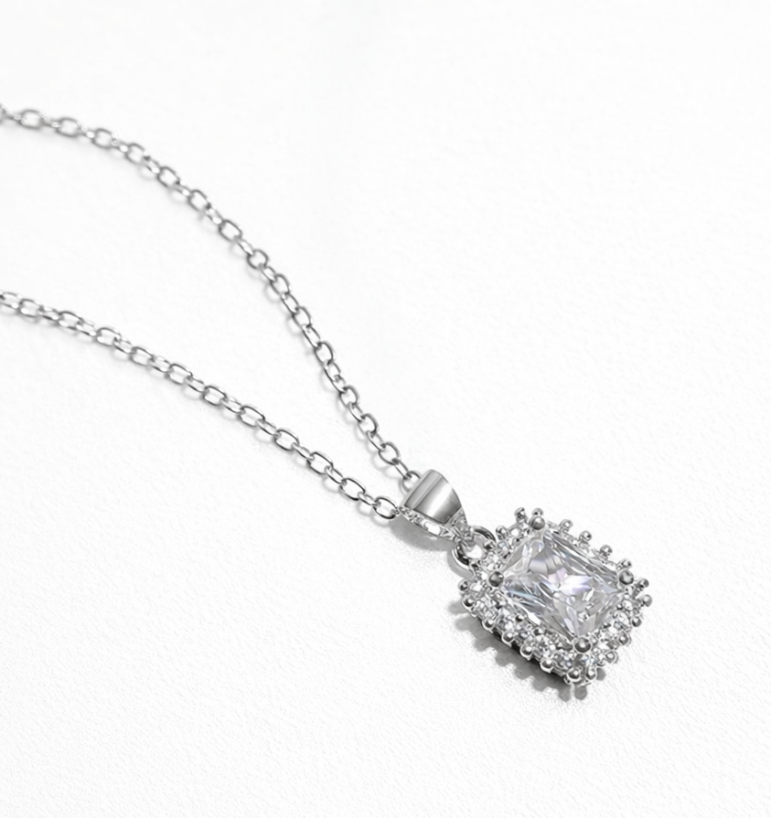 Elara Square Halo Necklace