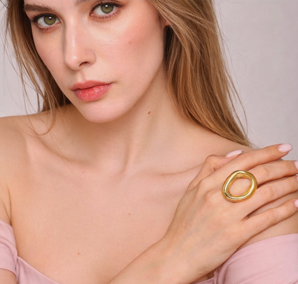 Aurora Oval Ring