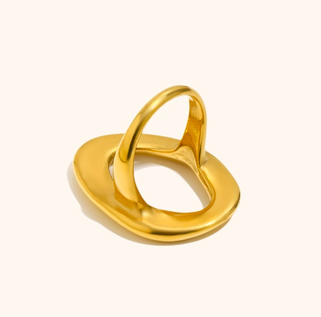 Aurora Oval Ring