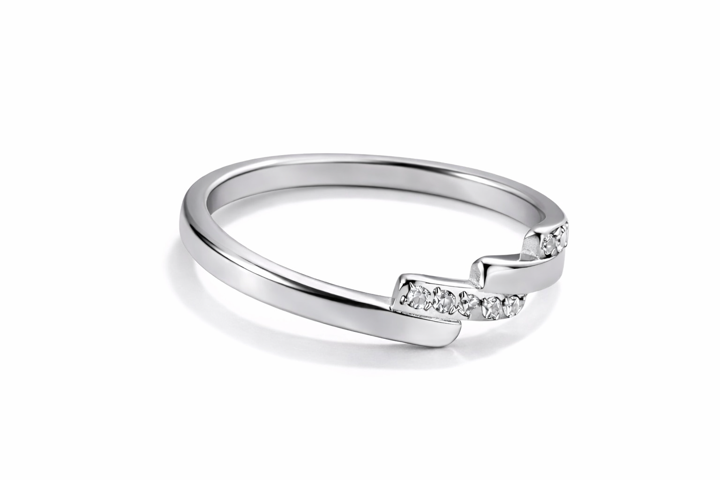 Lunara Silver Wave Ring