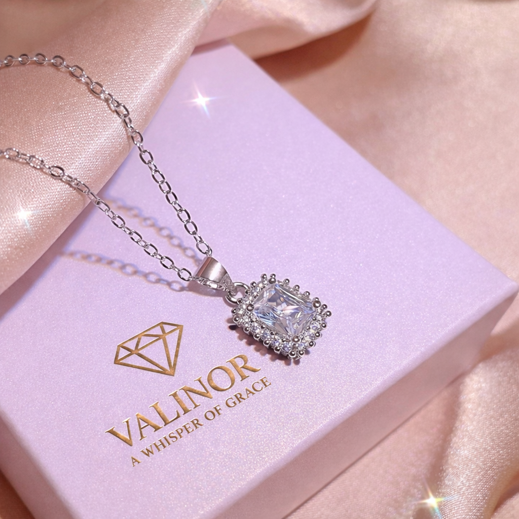 Elara Square Halo Necklace
