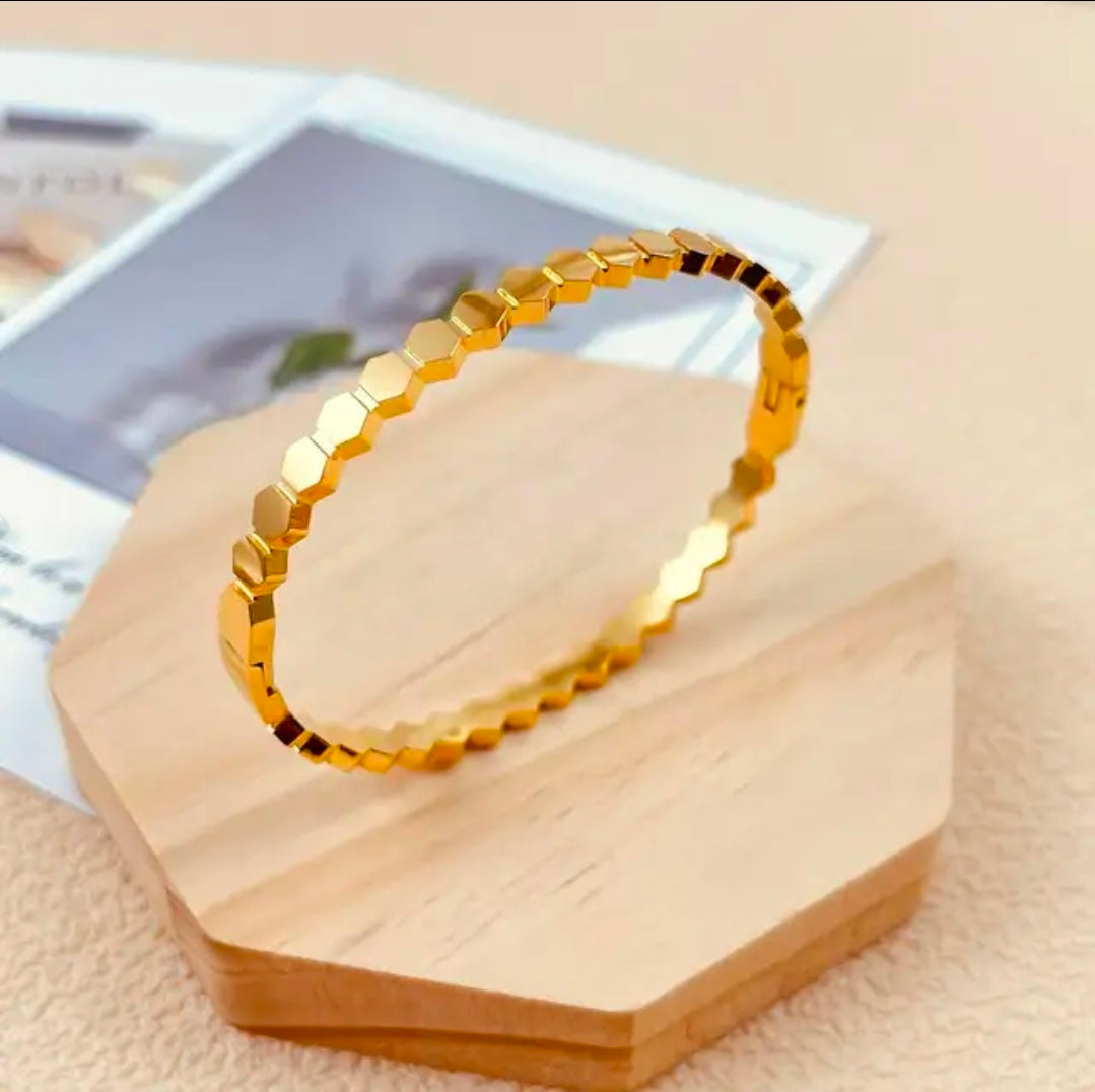 Aurora Hex Bangle