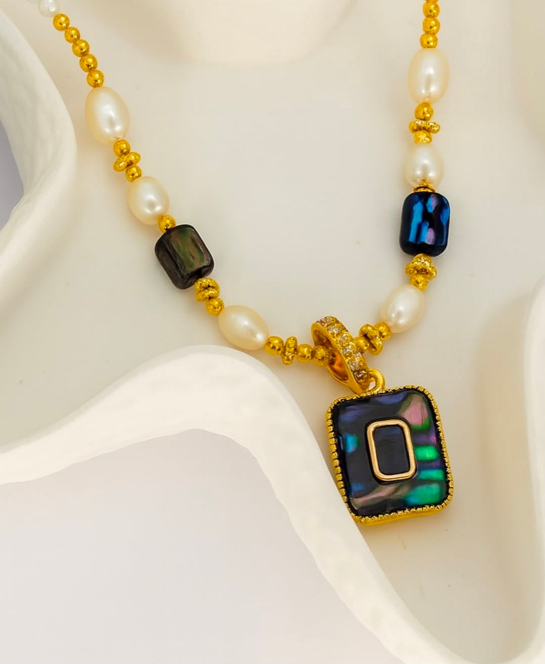Isla Verde Freshwater Pearl Necklace