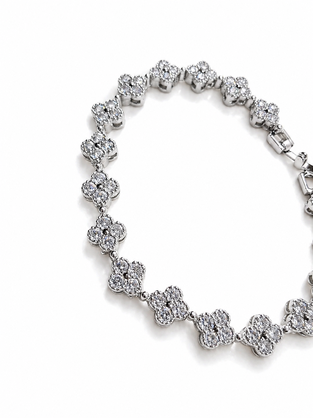 Luna Clover Bracelet